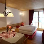Apartahotel Sol E Nef Rocca Pietore