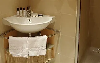 苏尔伊娜夫公寓